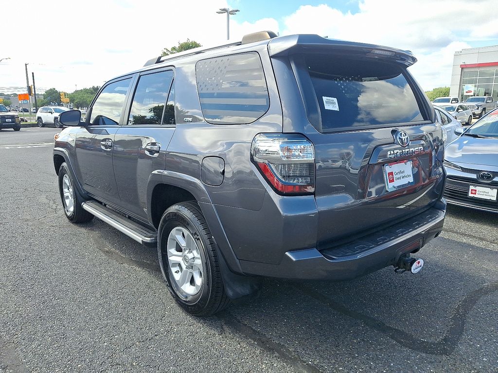 Thumbnail: 2021 Toyota 4Runner - 4