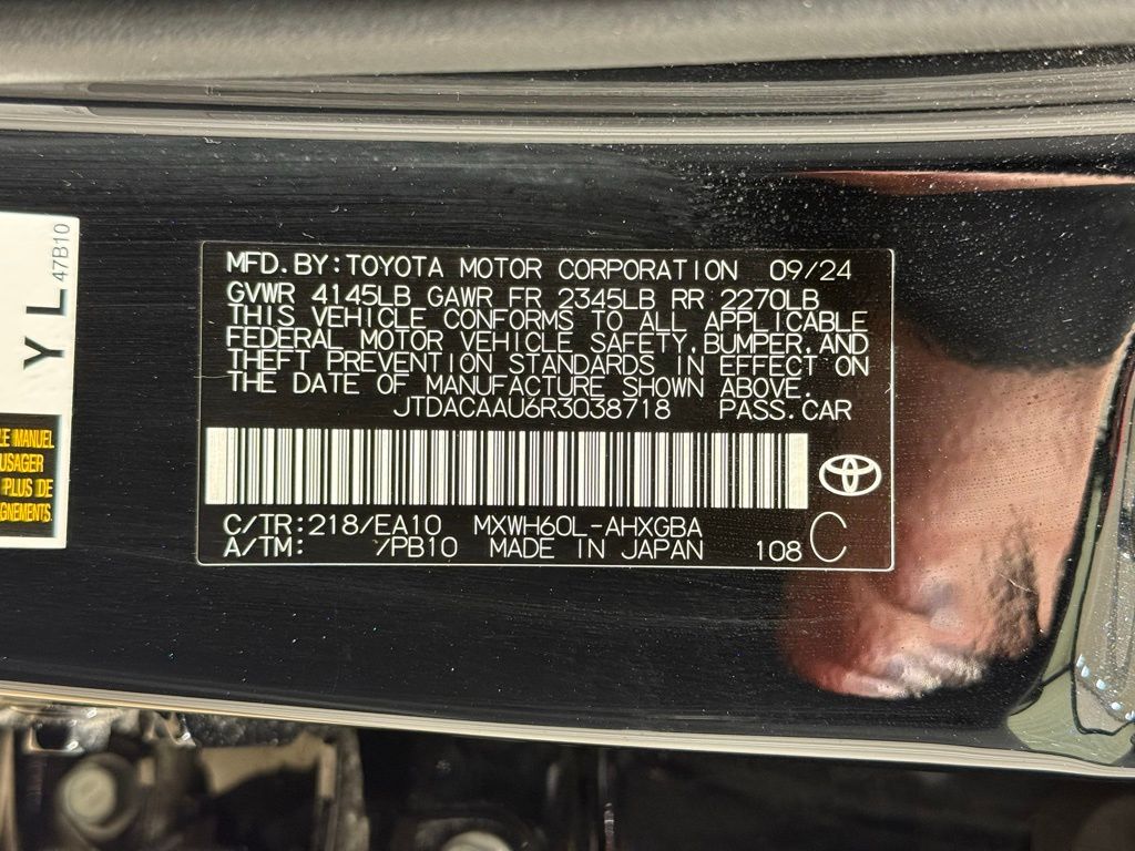 Thumbnail: 2024 Toyota Prius - 29