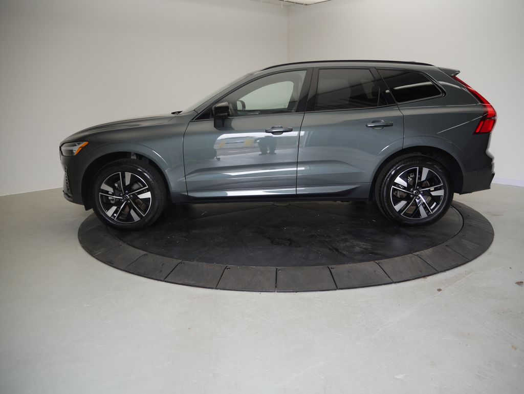 Thumbnail: 2026 Volvo XC60 - 2