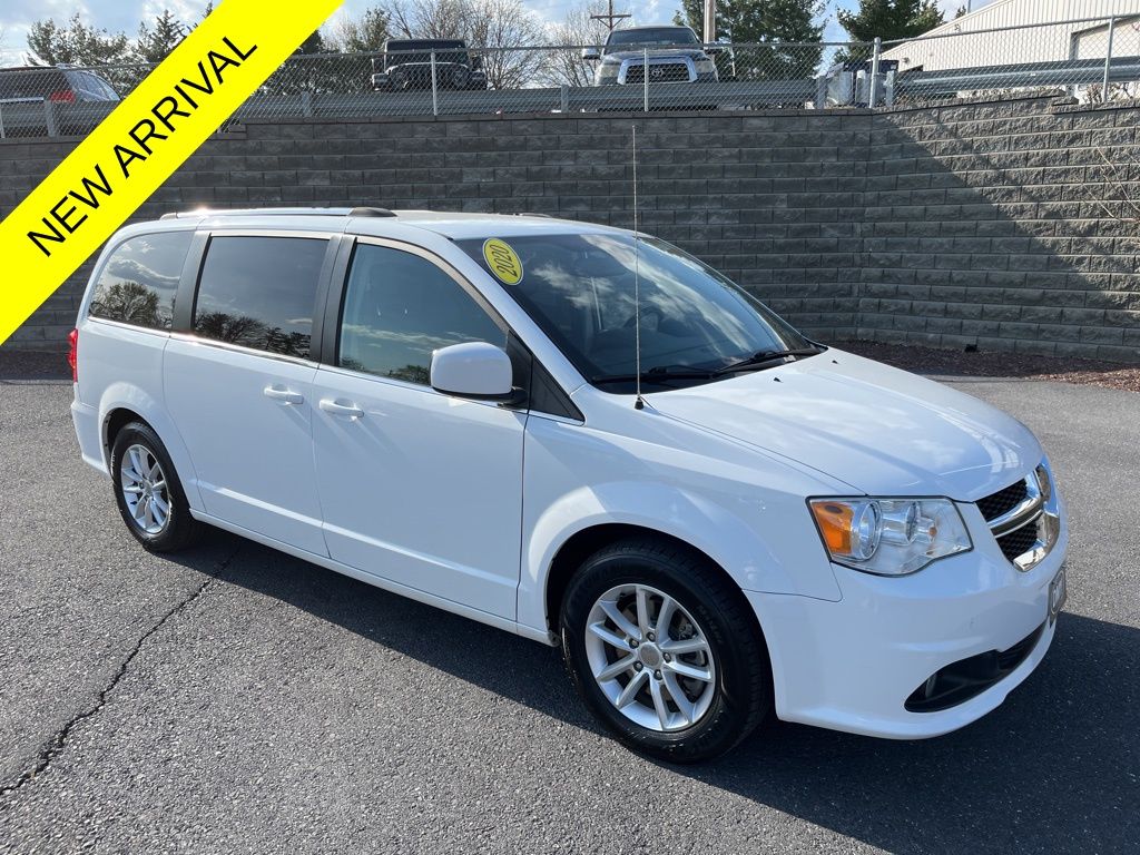 White Knuckle Clearcoat 2020 Dodge Grand Caravan SXT FWD Minivan Front-Wheel Drive 6-Speed Automatic