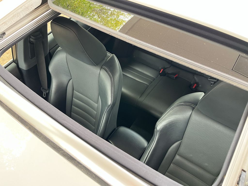 Used 2020 White Lexus 300 image 22