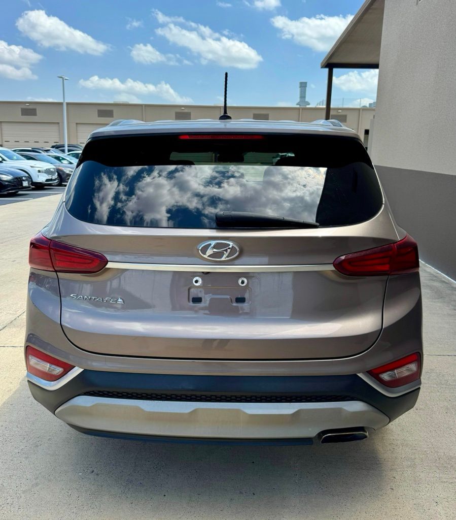 2020 Hyundai Santa Fe SE 3