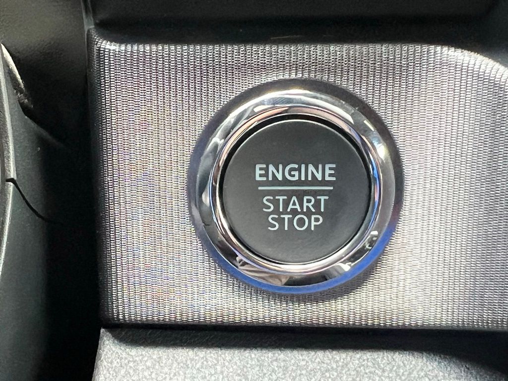 2025 Ford F-250SD Platinum Gray at Walterboro Ford