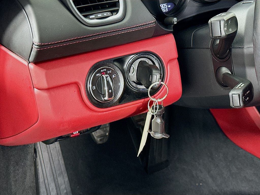 Thumbnail: 2022 Porsche 718 Boxster - 10