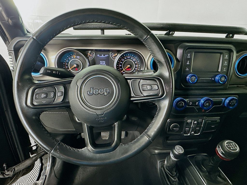 Thumbnail: 2020 Jeep Wrangler - 11