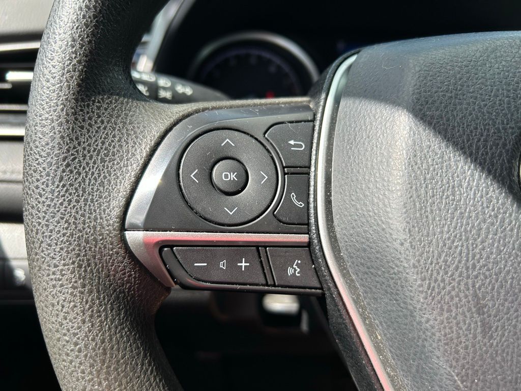 Thumbnail: 2021 Toyota Camry - 20