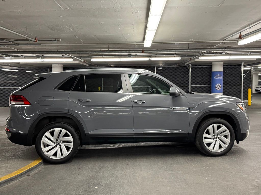 2021 Volkswagen Atlas Cross Sport 2.0T SE w/Technology 39