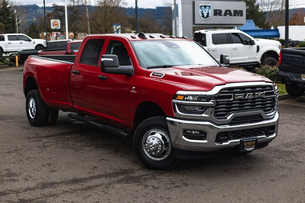 2026 Ram 3500 Tradesman thumbnail 2
