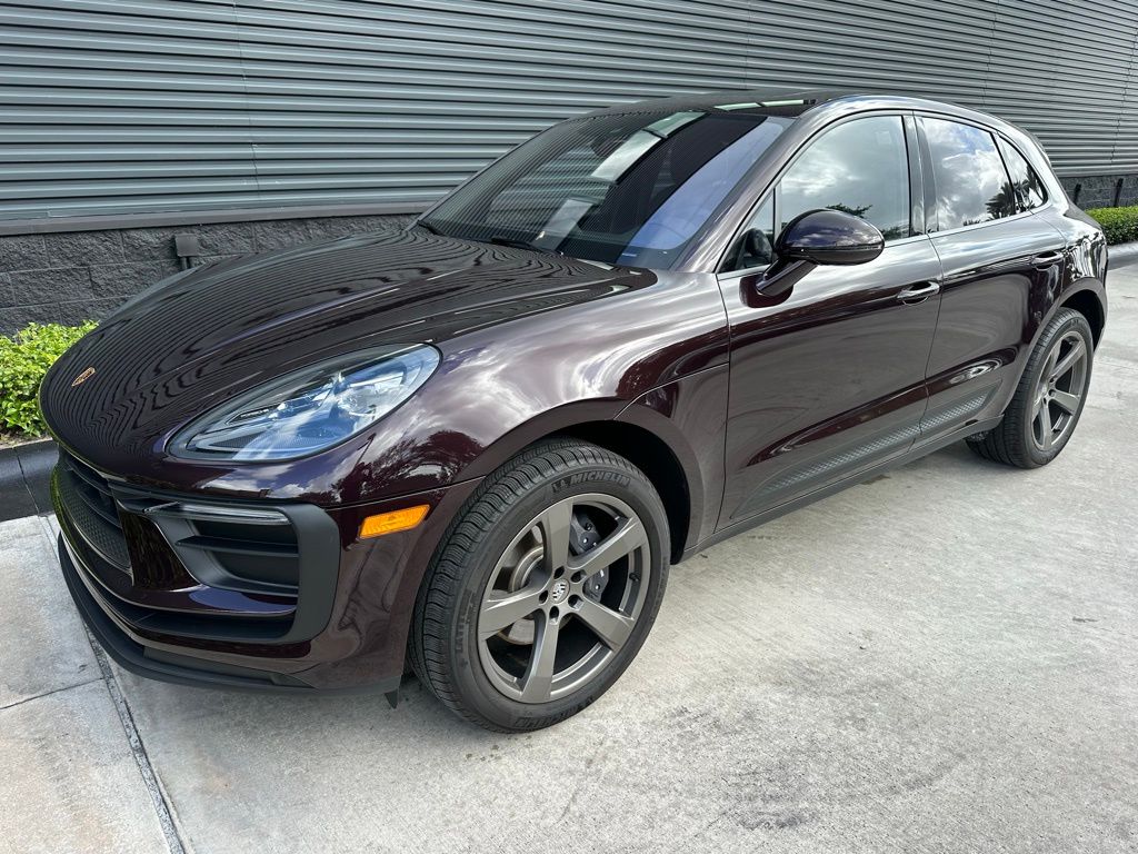 Thumbnail: 2026 Porsche Macan - 7