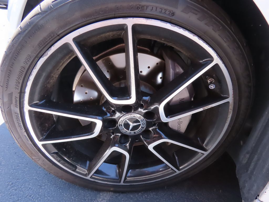 Thumbnail: 2019 Mercedes-Benz C-Class - 15