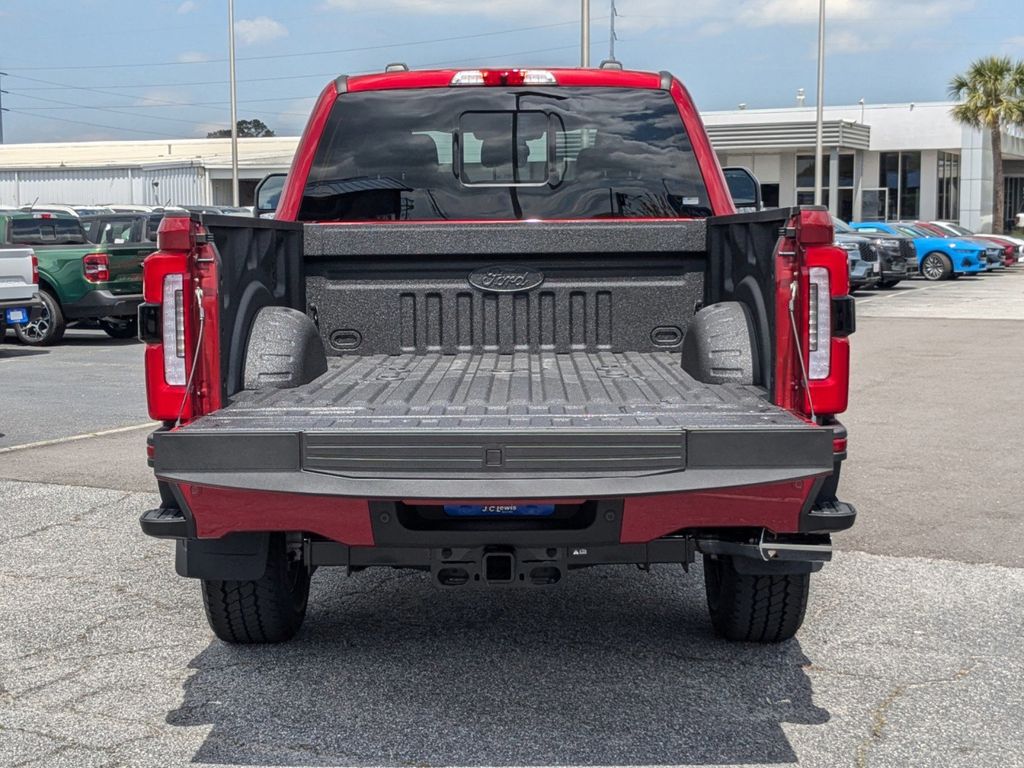 2025 Ford F-250 Super Duty Platinum