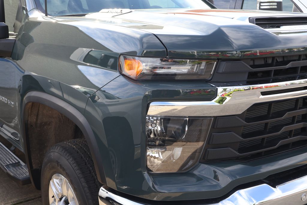 2025 Chevrolet Silverado 2500 LT 4