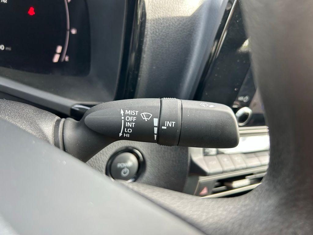 Thumbnail: 2025 Toyota Camry - 20