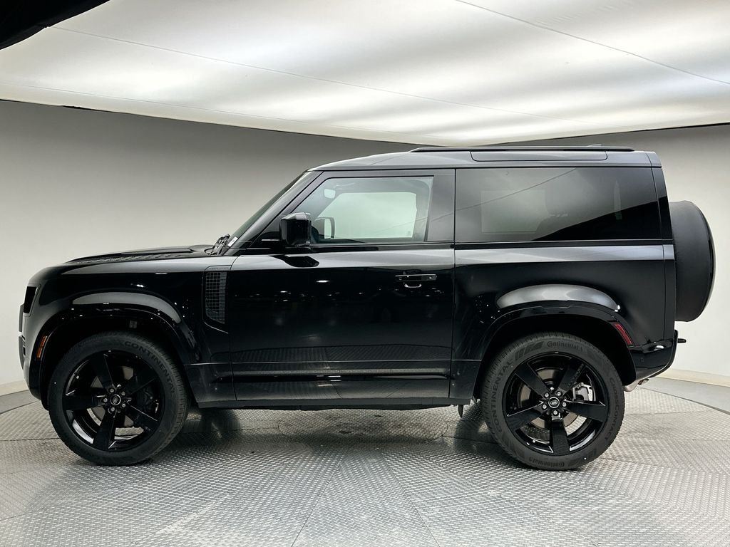 2025 Land Rover Defender 90 2