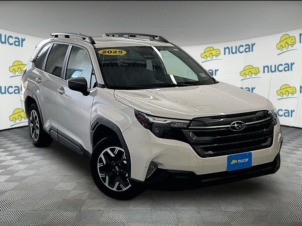  2025 Subaru Forester Premium Crossover AWD   