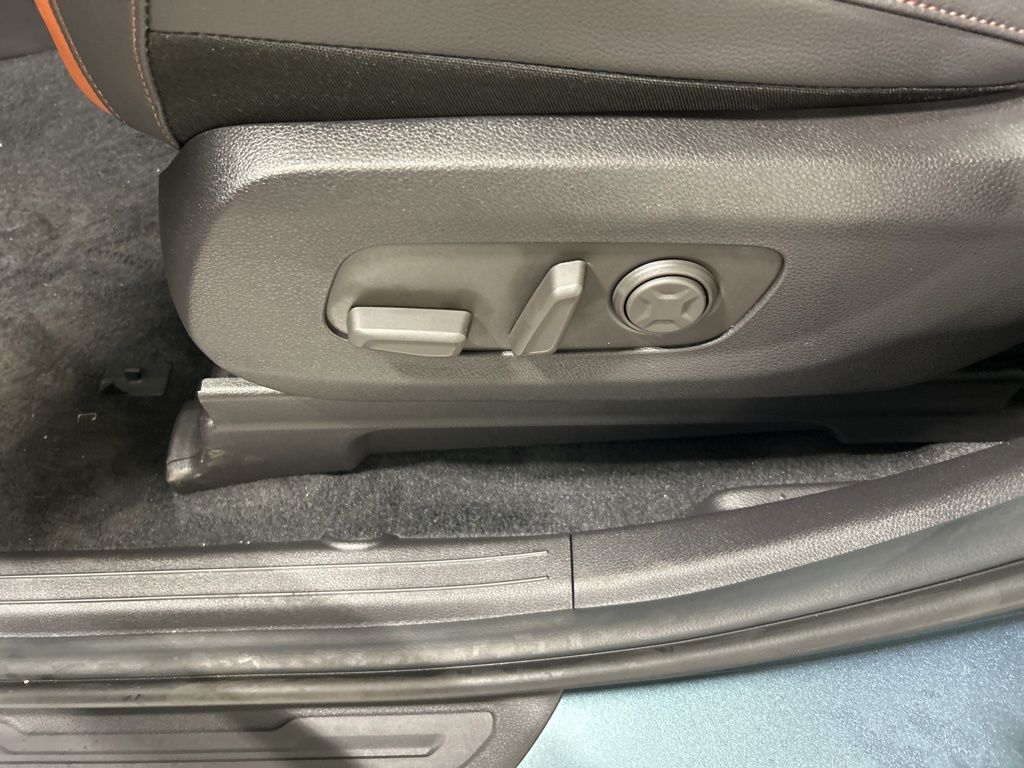 new 2026 Kia Carnival Hybrid car, priced at $53,025