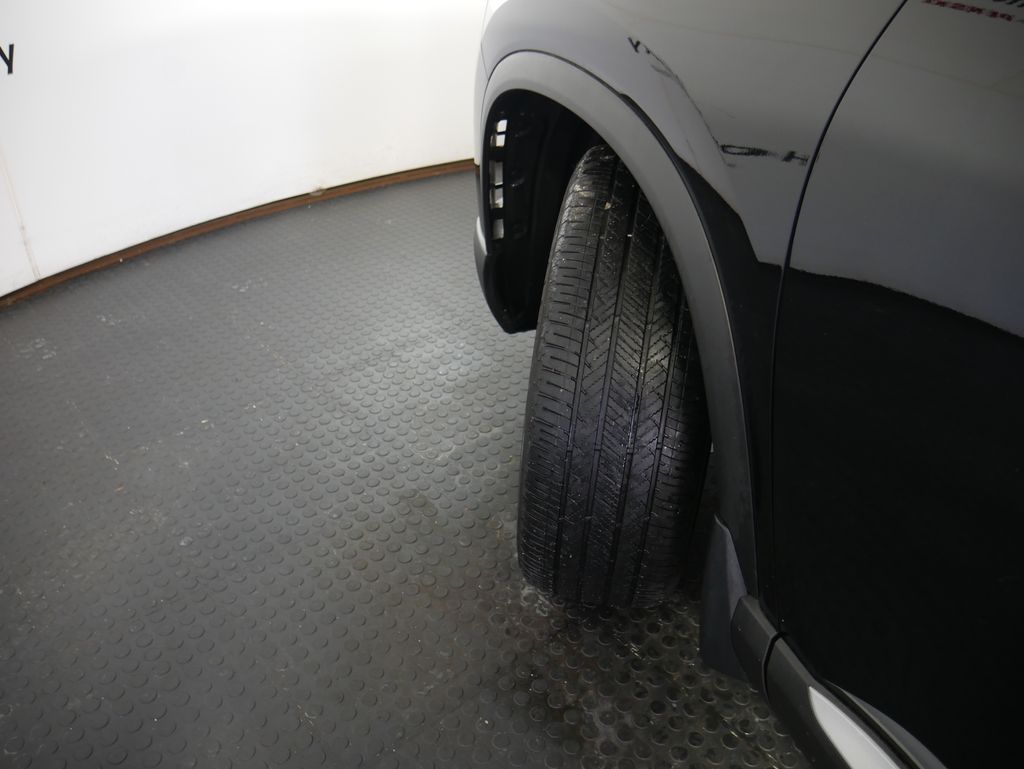 Thumbnail: 2023 Honda Pilot - 17