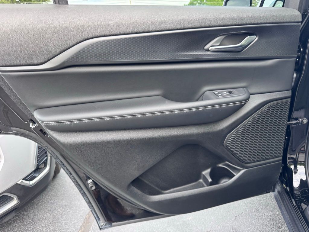 JeepGrand Cherokee L29