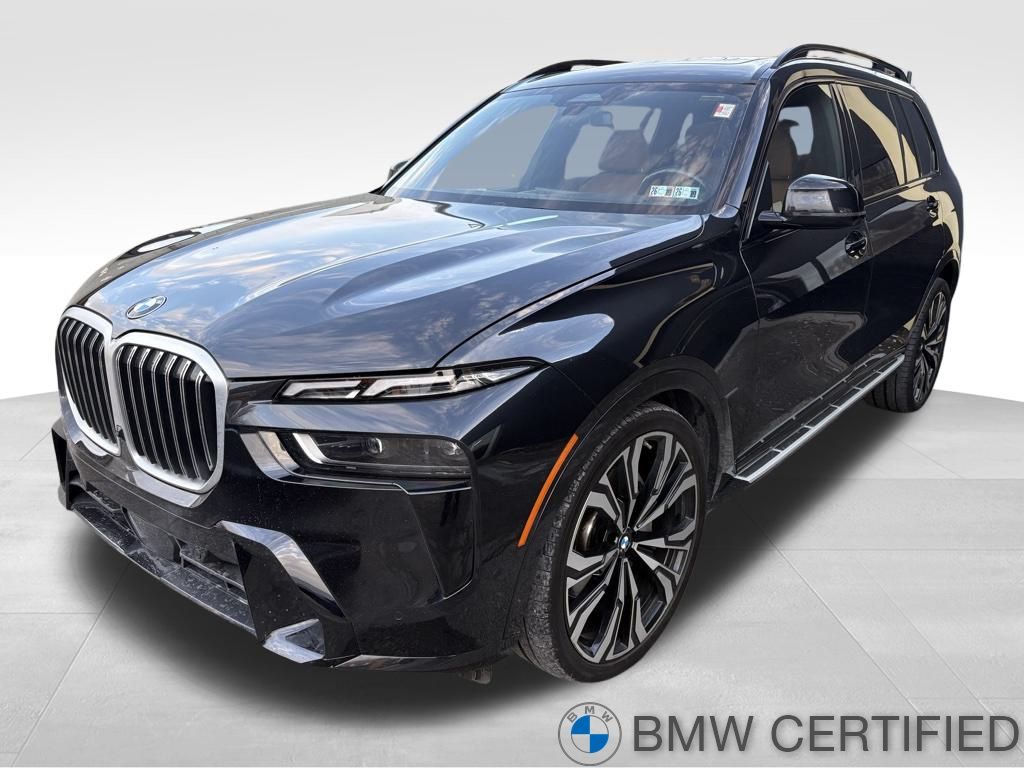 2024 BMW X7 40i's photo