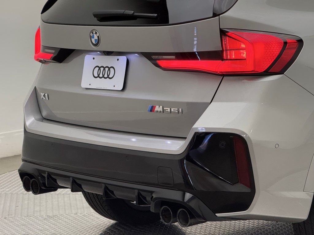 Thumbnail: 2024 BMW X1 - 20