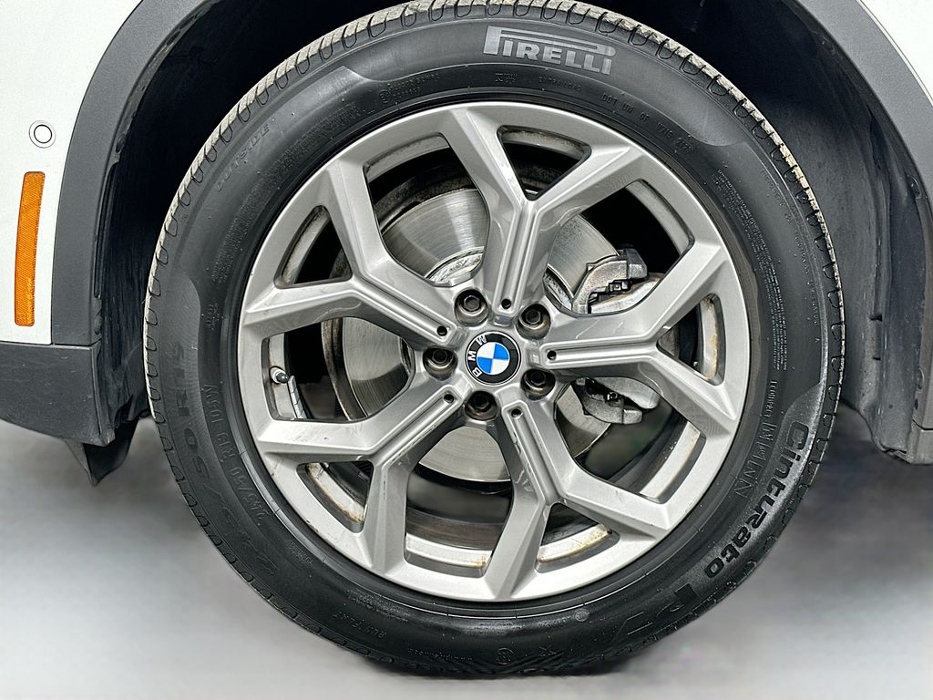 Thumbnail: 2021 BMW X3 - 32