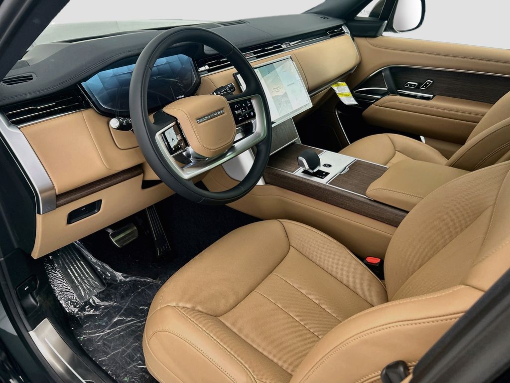 Thumbnail: 2026 Land Rover Range Rover - 9