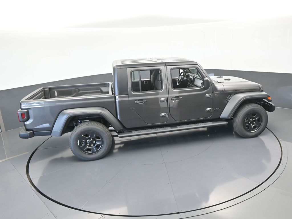 New 2026 Granite Crystal Metallic Clearcoat Jeep Sport image 43