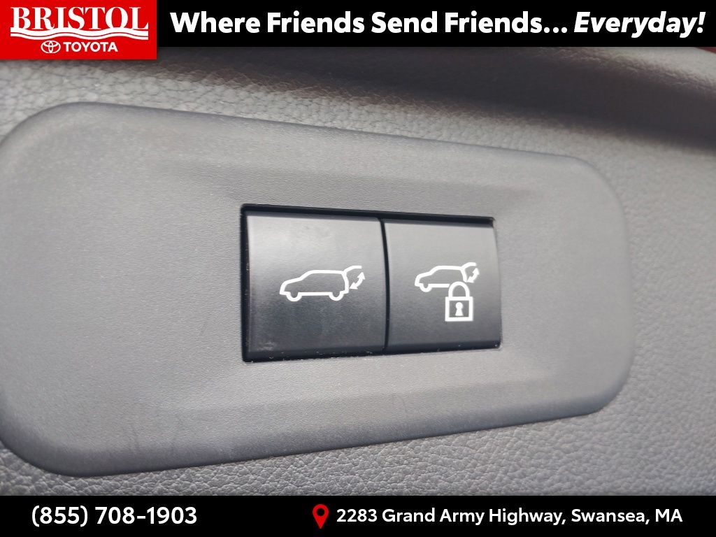 Used 2024 Toyota Grand Highlander Hybrid SUV