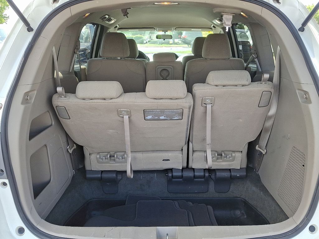 2016 Honda Odyssey EX 31