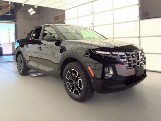 Phantom Black 2022 Hyundai Santa Cruz Pickup Truck All-Wheel Drive 8-Speed Automatic