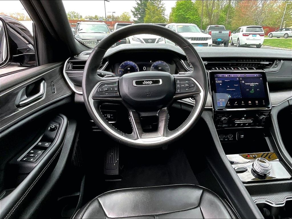 2024 Jeep Grand Cherokee — photo 16