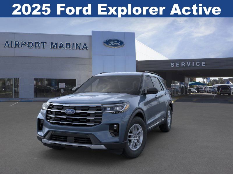 2025 Ford Explorer Active 2