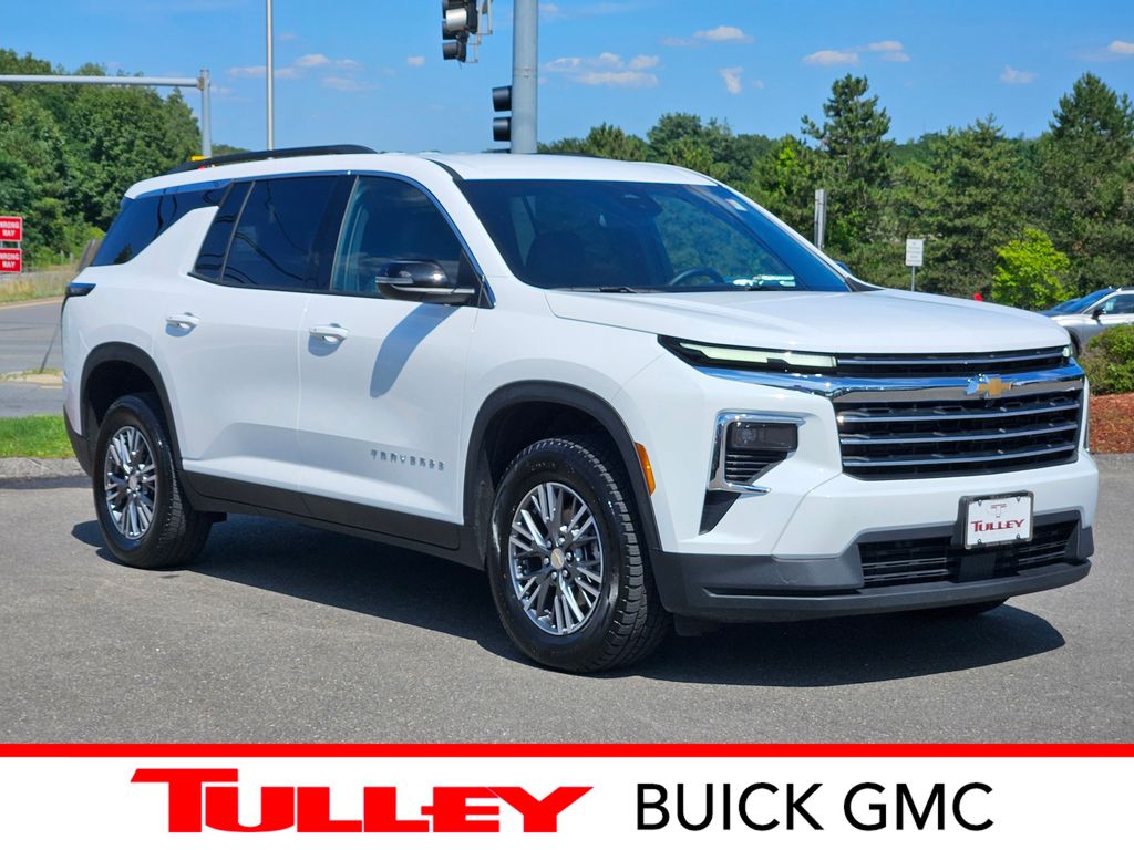 Summit White 2026 Chevrolet Traverse SUV / Crossover Four-Wheel Drive 8-Speed Automatic