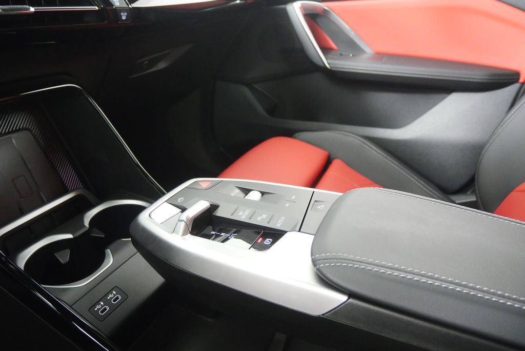 Thumbnail: 2024 BMW X2 - 22