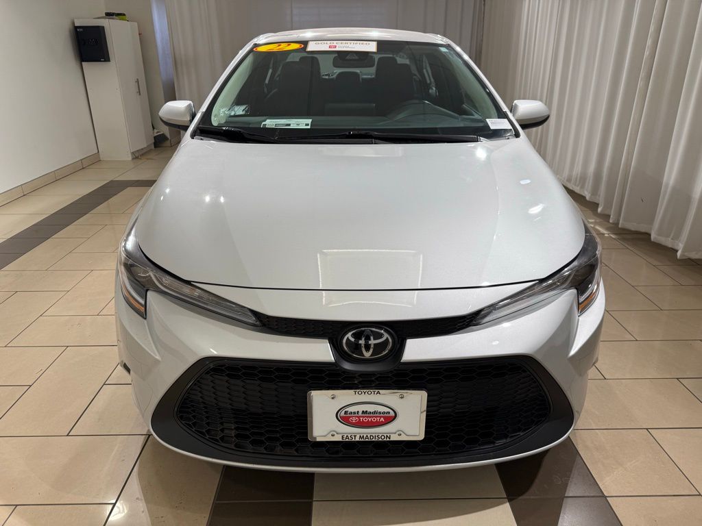 2022 Toyota Corolla LE 8