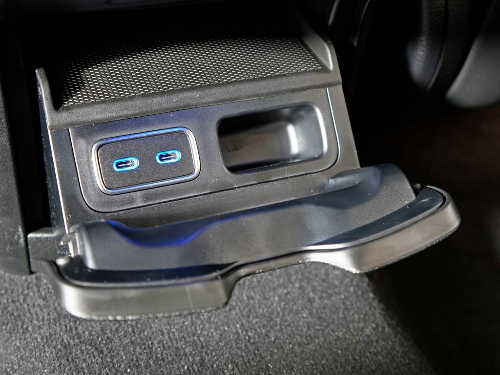 new 2026 Mercedes-Benz GLS car, priced at $100,680