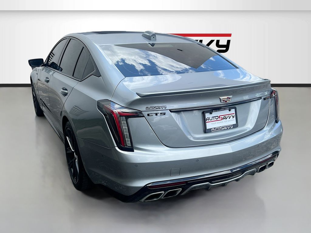 Used 2025 Silver Cadillac V-Series image 5