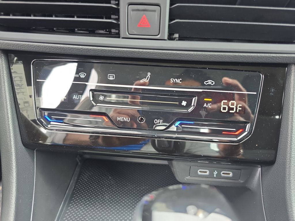 2025 Volkswagen Jetta 1.5T S photo