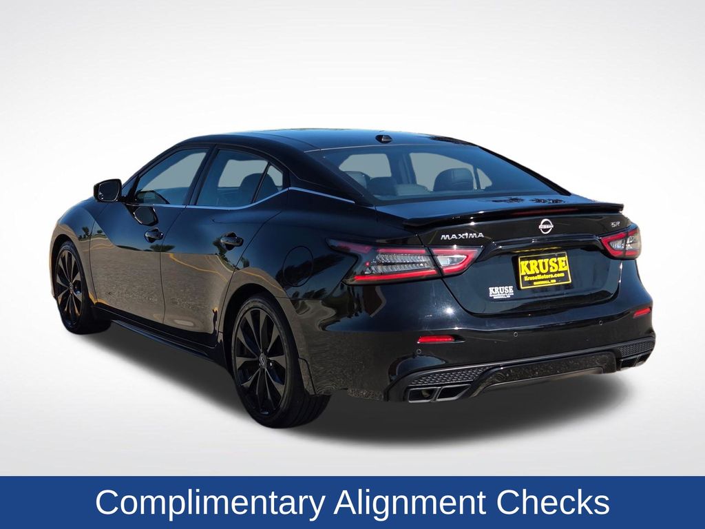 2023 Nissan Maxima SR