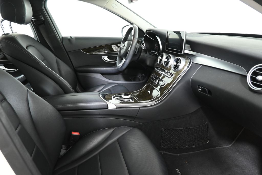 Thumbnail: 2018 Mercedes-Benz C-Class - 24