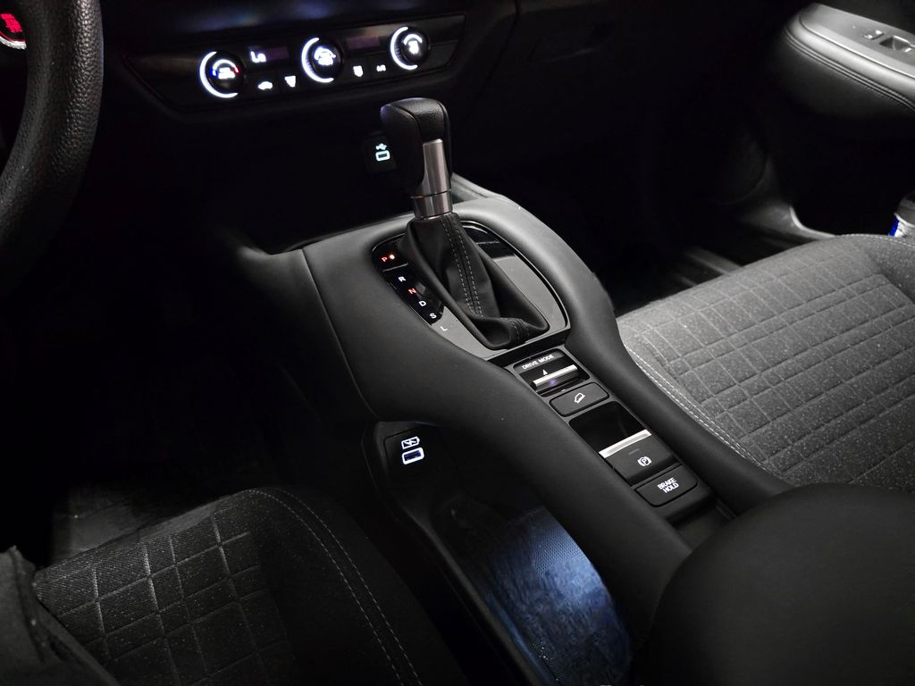2023 Honda HR-V LX photo 28