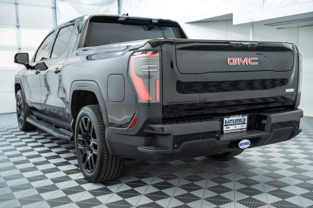 GMCSierra EV5