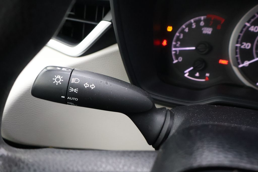 Thumbnail: 2021 Toyota Corolla - 20