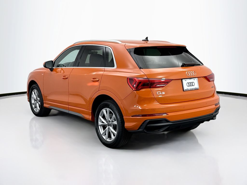 Thumbnail: 2025 Audi Q3 - 7