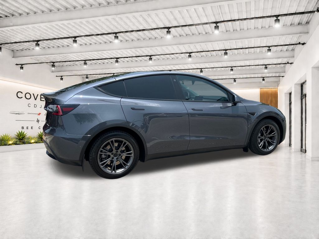 Used Car 2022 Tesla Model Y  Long Range For Sale Under $35,000 In Austin, Texas