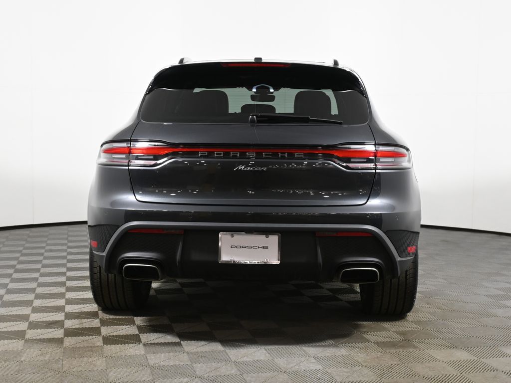 Thumbnail: 2025 Porsche Macan - 6