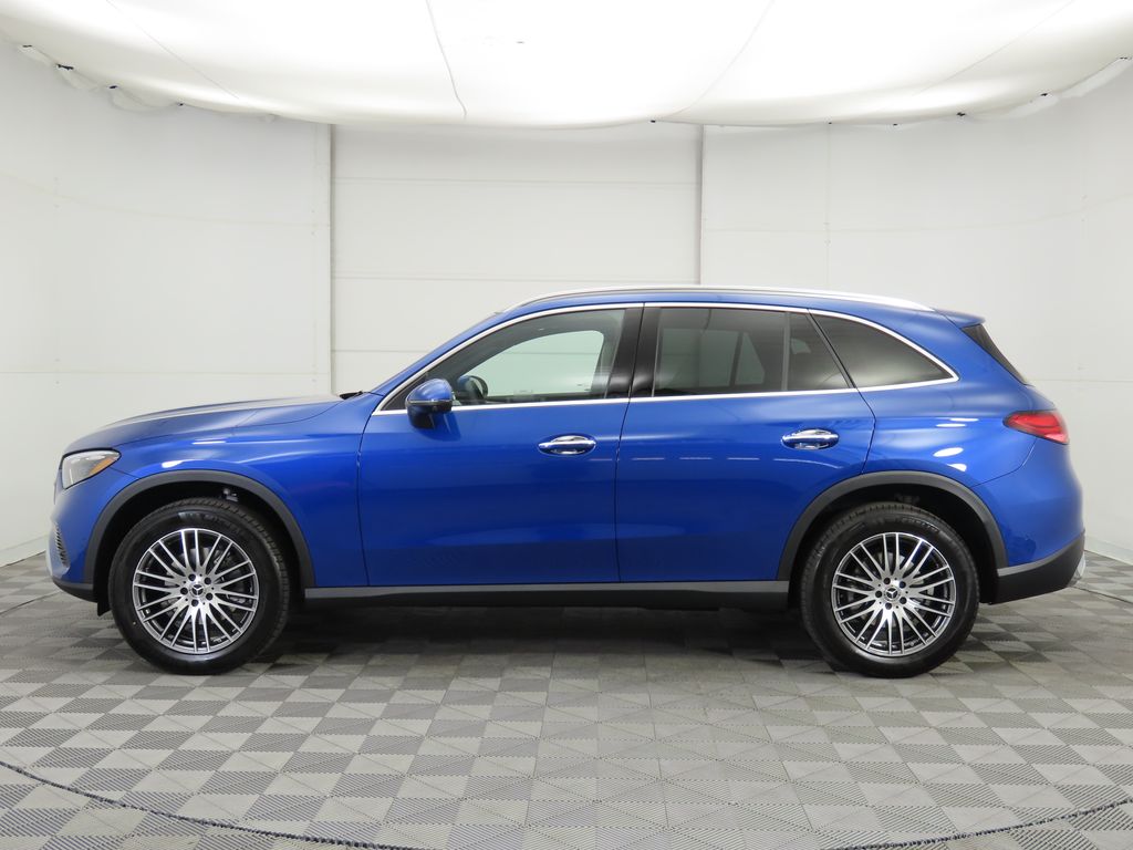 Thumbnail: 2026 Mercedes-Benz GLC - 8