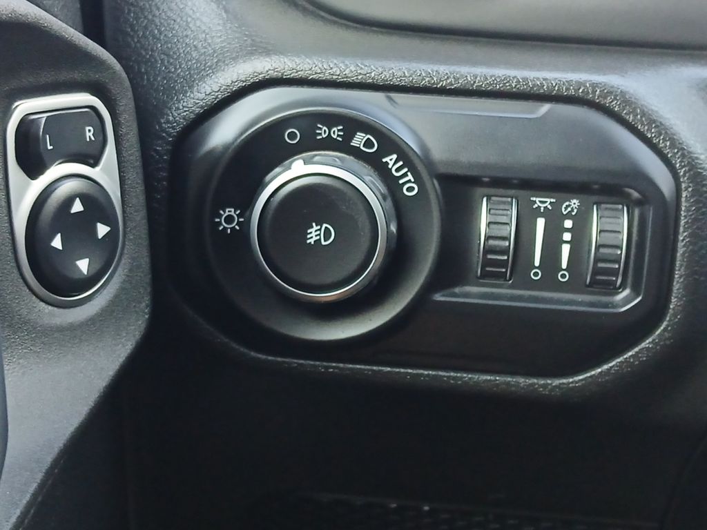Used Car 2021 Jeep Wrangler  Unlimited Willys For Sale Under $30,000 In Austin, Texas