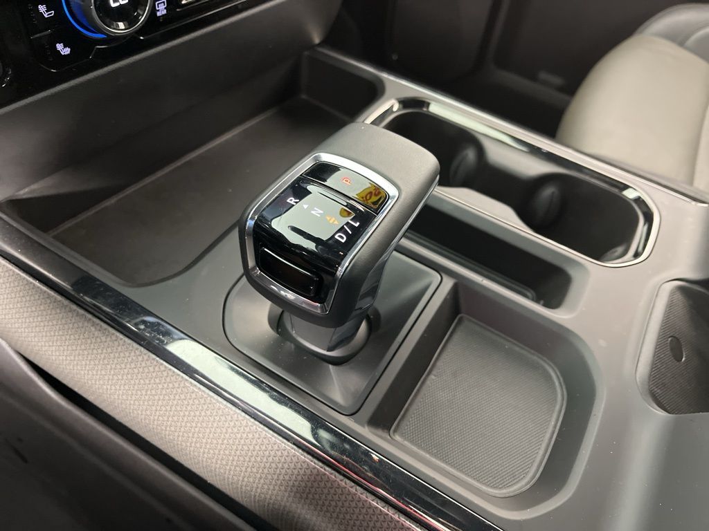Thumbnail: 2024 Chevrolet Silverado 1500 - 29