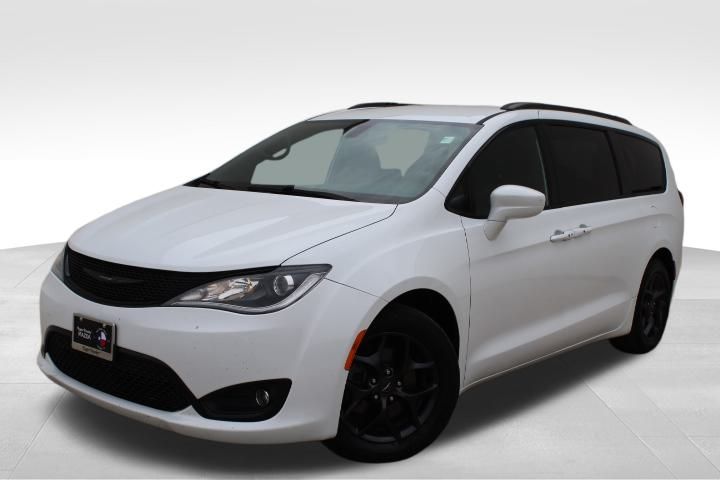 Used Car 2018 Chrysler Pacifica  Touring L Plus For Sale Under $15,000 In Georgetown, Texas
